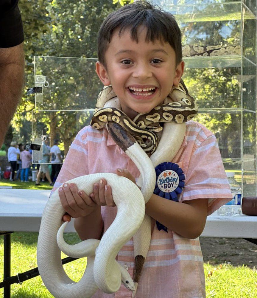 FOR GOODNESS SNAKES